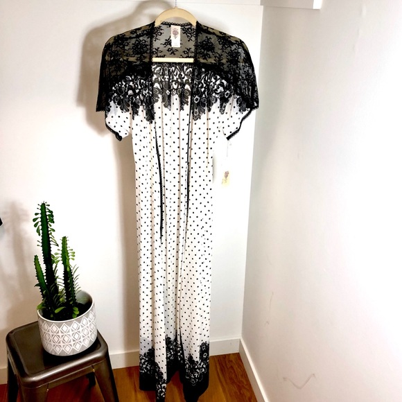 In Bloom Chiffon Robe - Picture 5 of 5